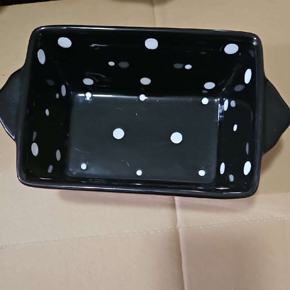 Temp-Tations Black and White Polka Dot Baking Dish